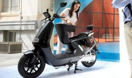 雅迪新品最新爆料视频,揭秘最新爆料视频中的科技与时尚融合